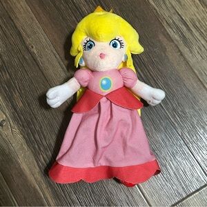 Super Mario PRINCESS PEACH 12" stuffed plush doll 2024 good stuff Nintendo